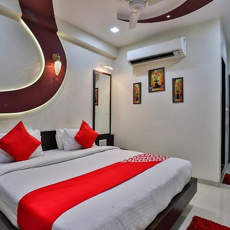 Collection O 7557 Hotel Shiv Kunj Exotica Naroda Kültér fotó