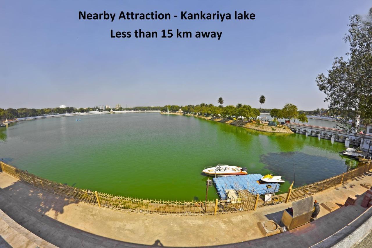 Collection O 7557 Hotel Shiv Kunj Exotica Naroda Kültér fotó