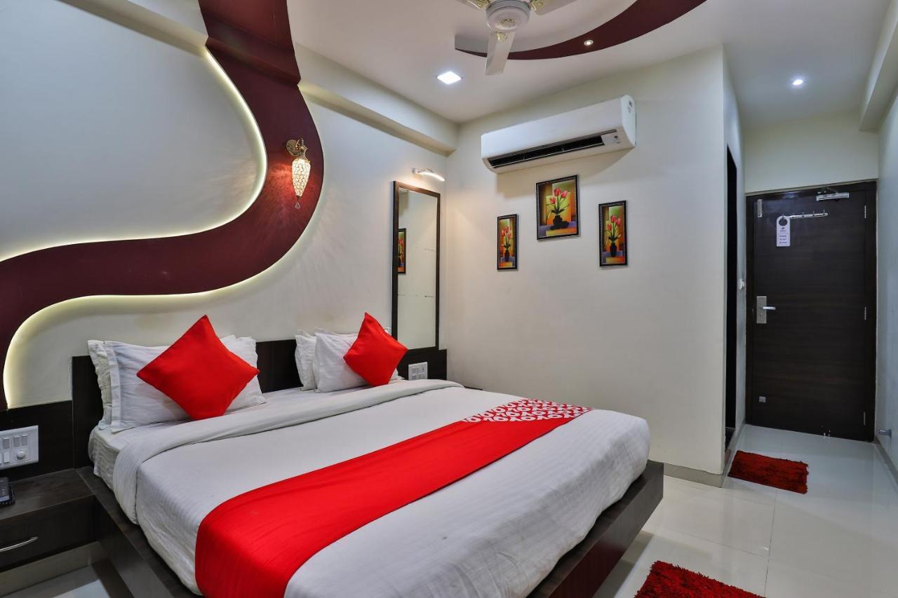 Collection O 7557 Hotel Shiv Kunj Exotica Naroda Kültér fotó