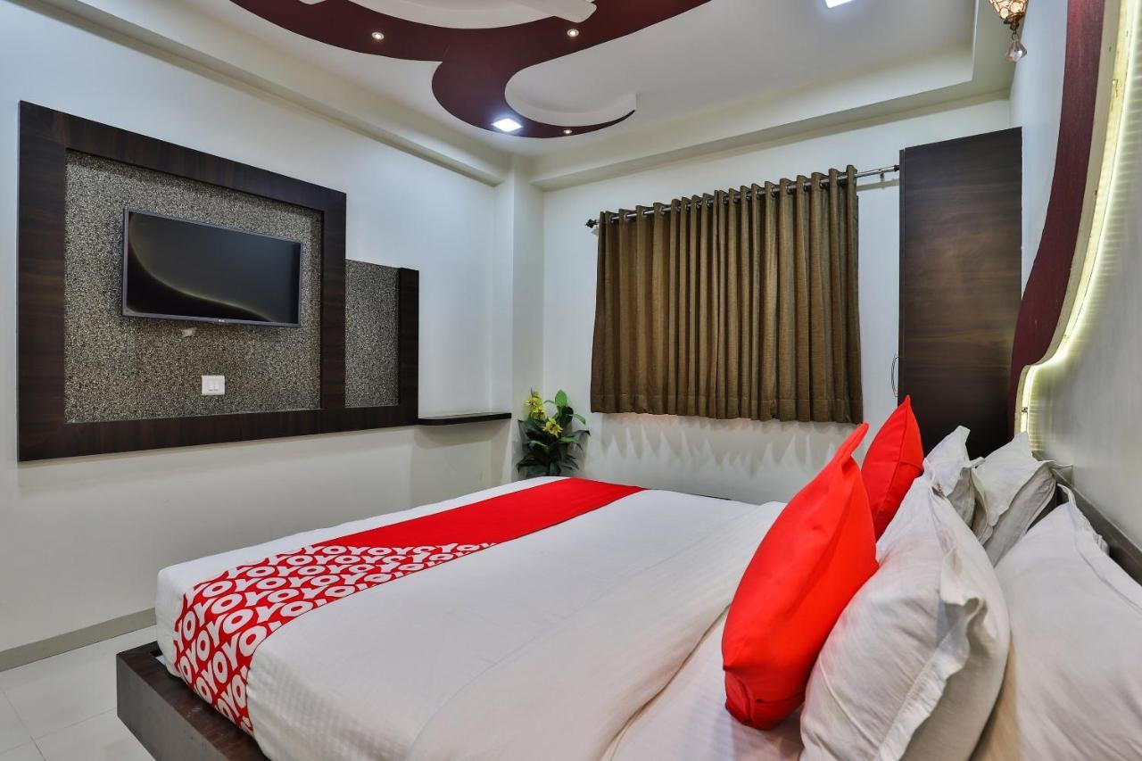 Collection O 7557 Hotel Shiv Kunj Exotica Naroda Kültér fotó